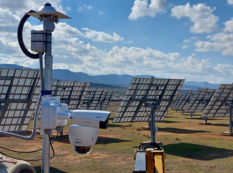Instalación de dispositivos IoT para el proyecto Indaga Solar.